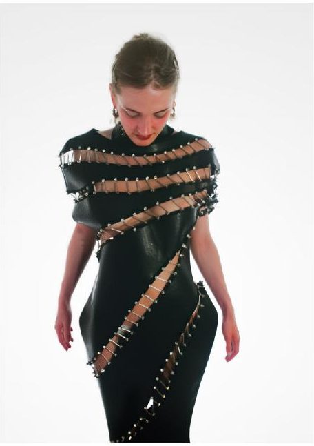 La Cage, robe en cuir de veau